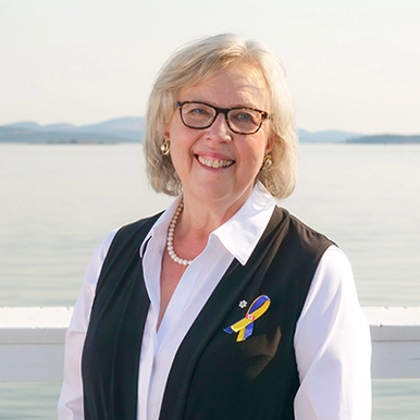Elizabeth May to deliver Environment & Society Lecture