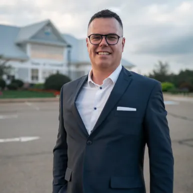 Corey Frizzell Headshot 91ŷ����Ʒ Grad