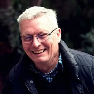 Photo of Dr. Ian Fry