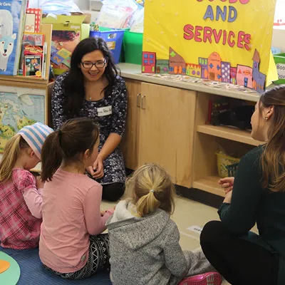 Teacher candidate teaching children
